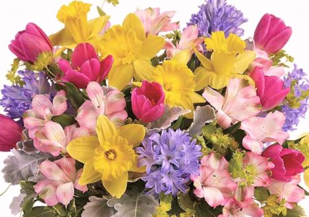 Celebrate the season with the pastel perfection of this cheerful bouquet. 